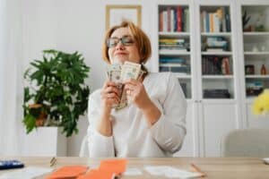 Job Hugging Workplace and Hidden Retention Risks 1 job hugging workplace