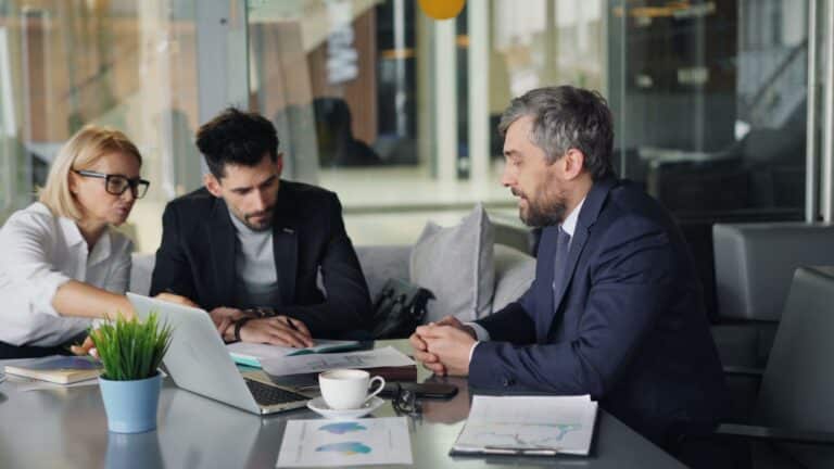 Download Free Hiring Worksheets and Checklist - 2023 version 5 Activist investors blog image